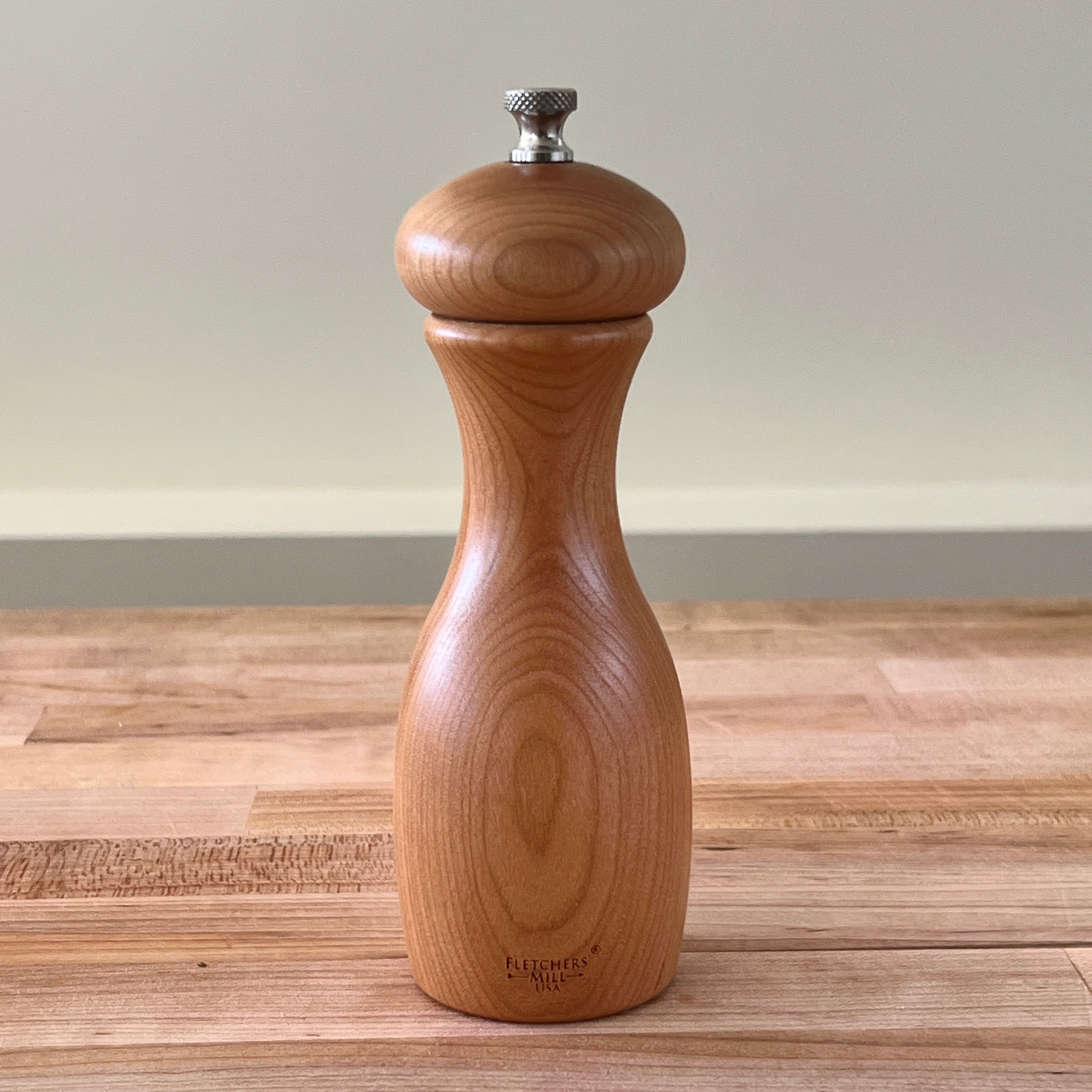 Fletchers Mill Salt & Pepper Grinder and Rolling Pin - Thumbnail 4