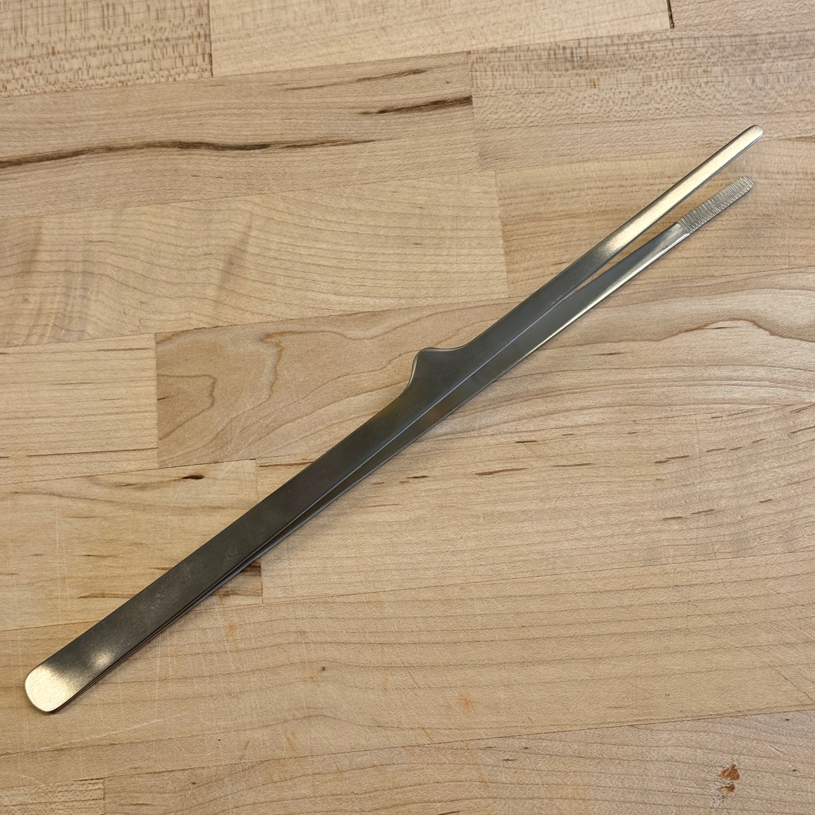 Gestura Stando Tongs